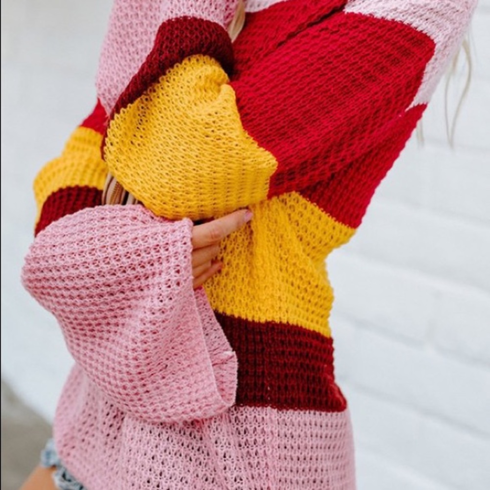 1 HOUR SALE Striped Flare Sleeve Sweater - Picture 4 of 4